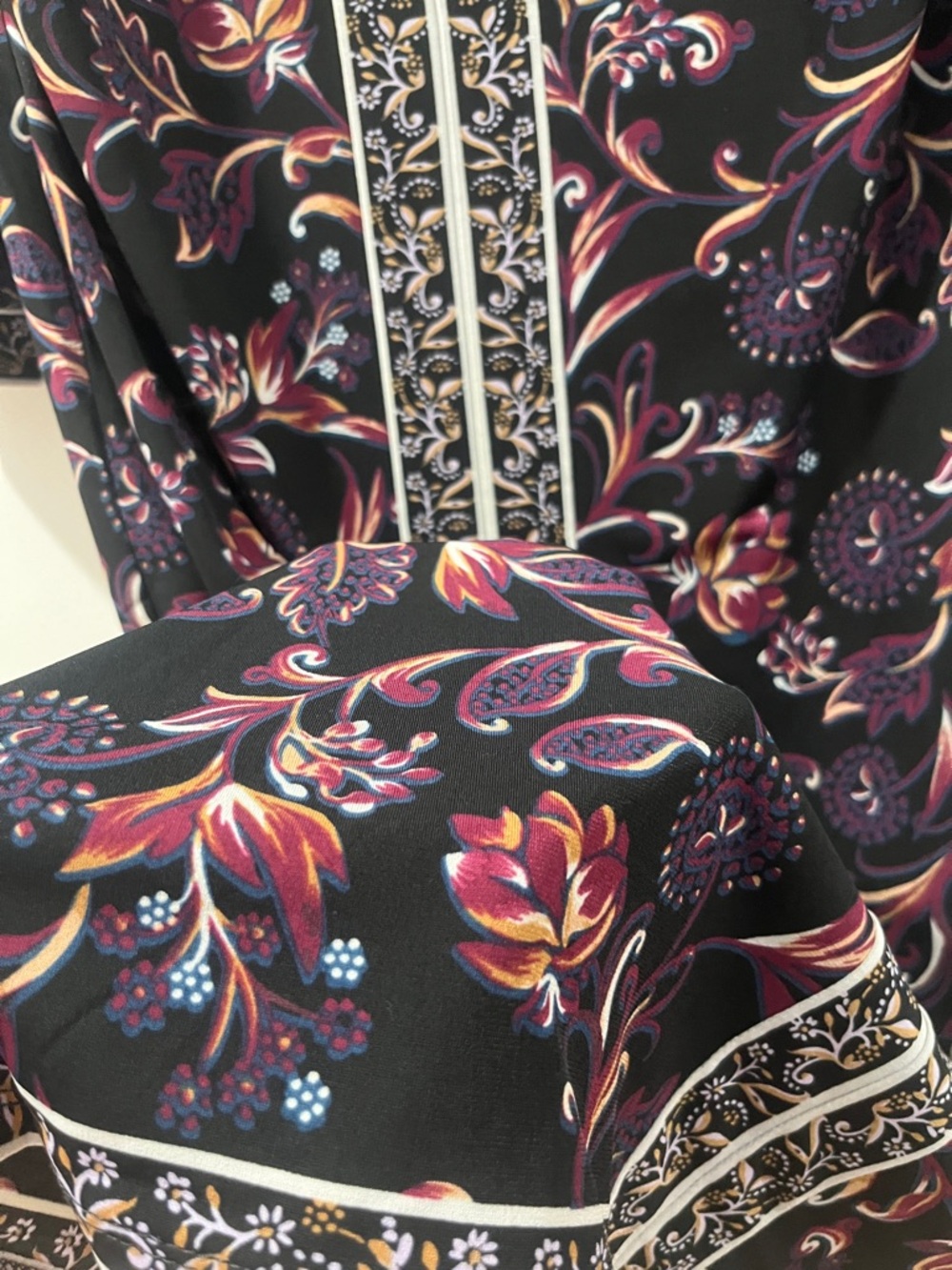 Maggy London Size 4 Dress Paisley long sleeve EUC - Picture 8 of 16
